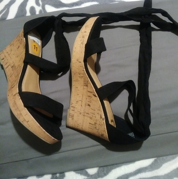 Report Shoes Report Wedge Shoes Poshmark